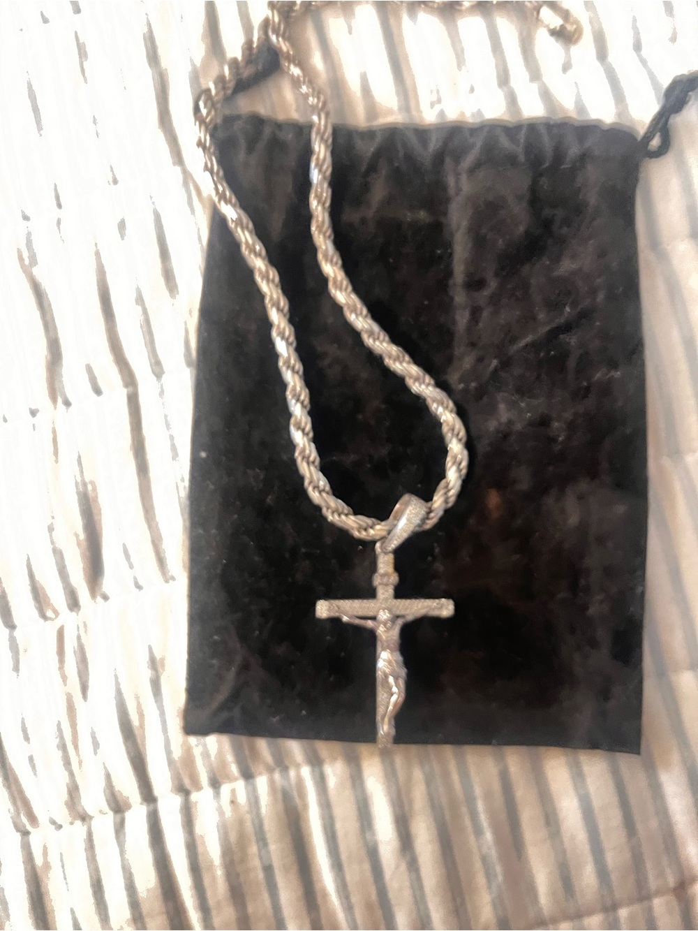 .925 Silver Men's Cross Pendant Necklace - Unbranded beautiful 20 inche